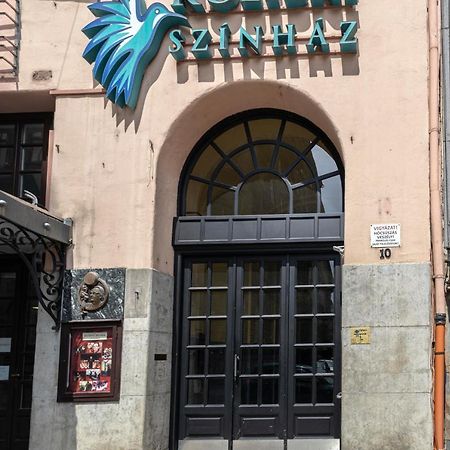 Chameleon Apartment Budapeste Exterior foto
